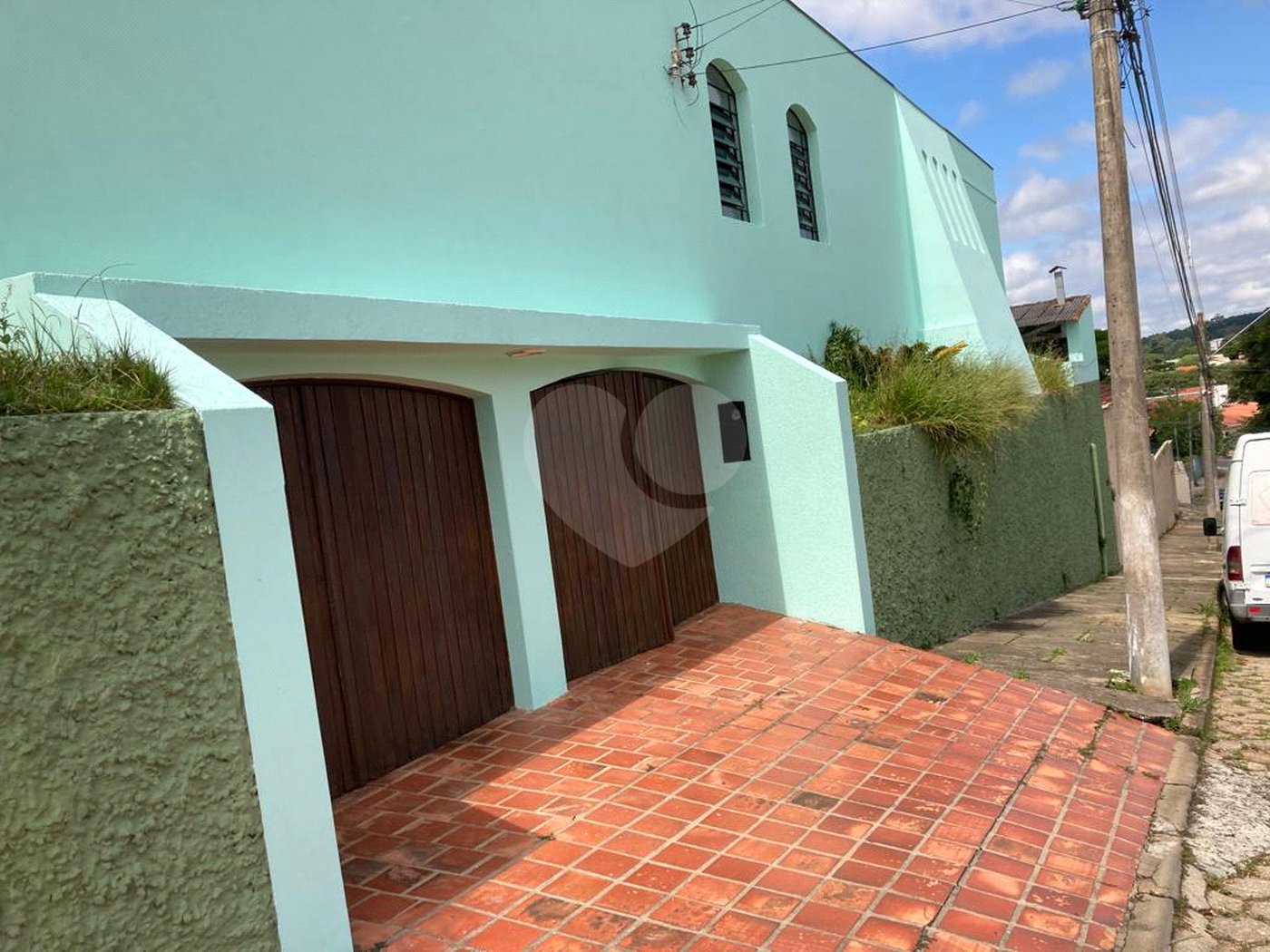 Casa à venda com 3 quartos, sendo 1 suíte,  em Vila Rosa, Itapetininga, SP