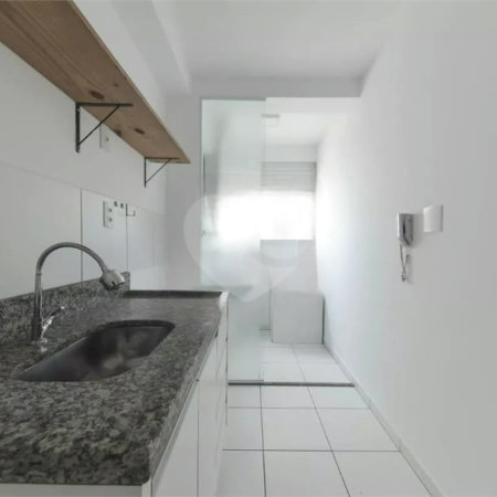 Apartamento com 41m² à venda na Saúde, 1 dormitório, 1 banheiro, 1 vaga, sacada, lazer