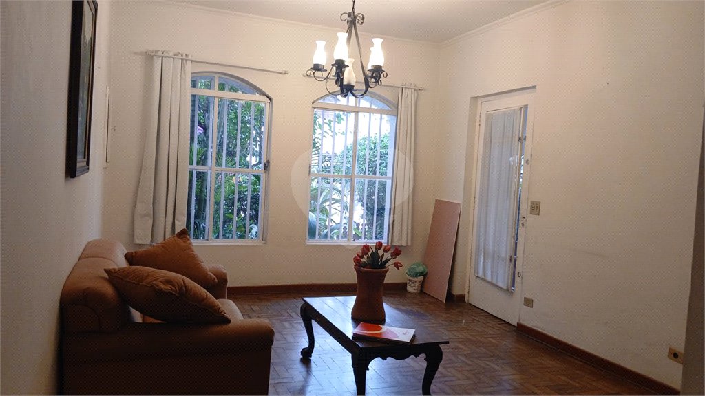 Casa à venda com 3 quartos, sendo 1 suíte, em Brooklin, São Paulo, SP