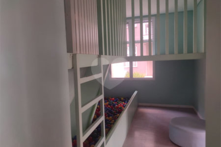 Apartamento à venda com 3 quartos, sendo 1 suíte,  em Campo Grande, São Paulo, SP