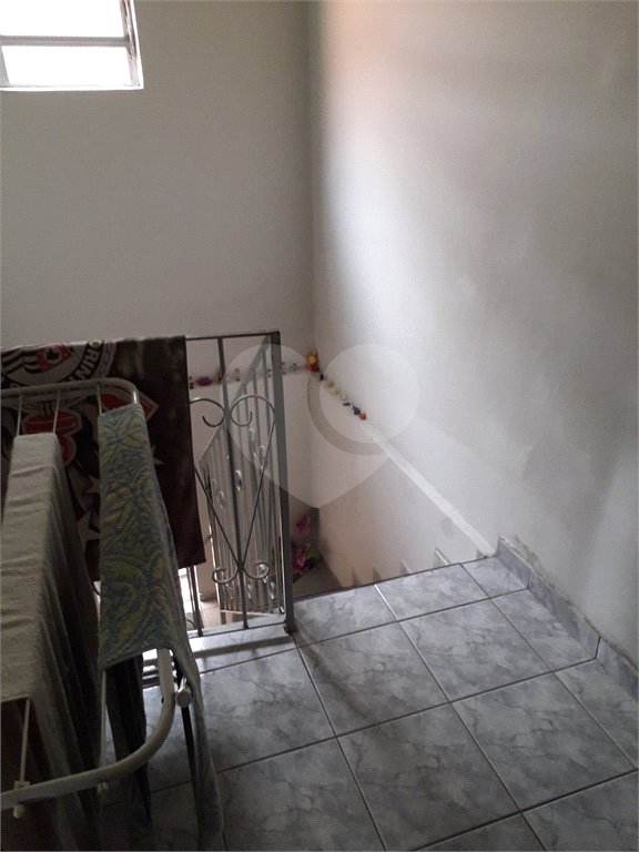 Casa à venda com 3 quartos, sendo 1 suíte, no condomínio Luís de Oliveira Bulhões, São Paulo - SP
