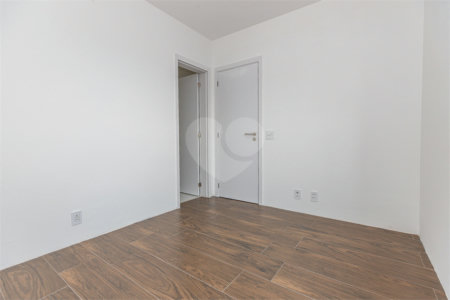 Apartamento à venda com 3 suítes em Jardim Marajoara, São Paulo, SP
