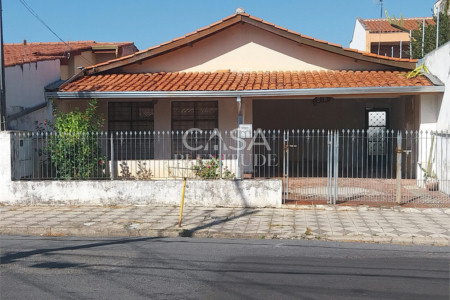 Casa à venda com 3 quartos, sendo 1 suíte, em Jardim Leocádia, Sorocaba, SP