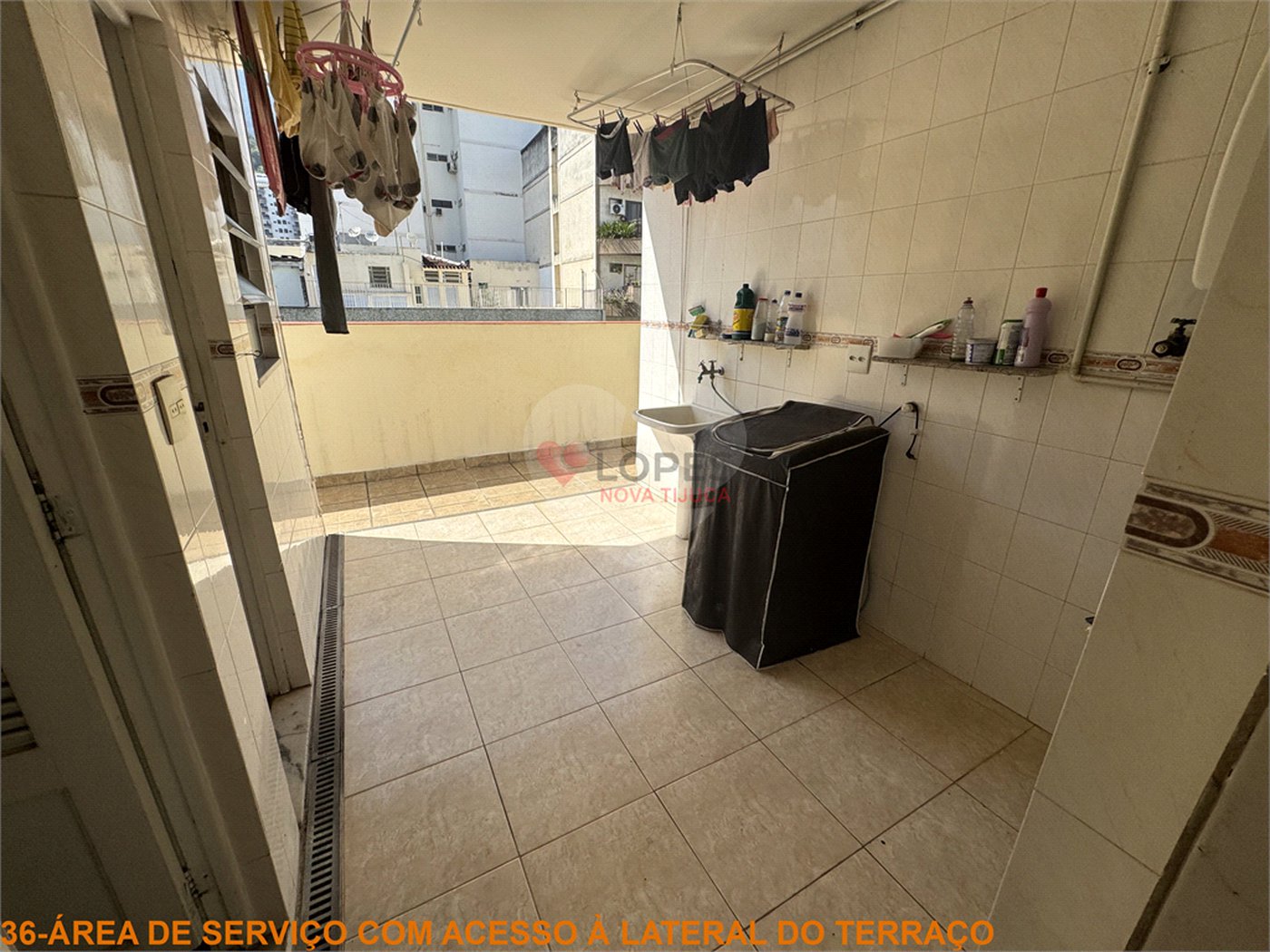 Cobertura à venda com 3 quartos, sendo 1 suíte, em Tijuca, Rio de Janeiro, RJ