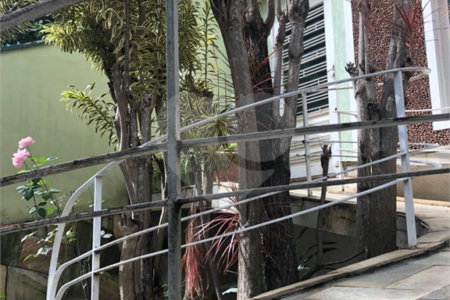 Sobrado à venda com 4 quartos, sendo 2 suítes, em Vila São José (ipiranga), São Paulo, SP