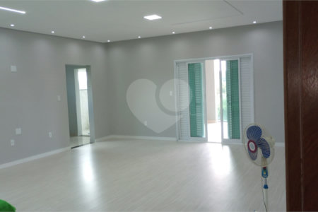 Casa à venda com 3 suítes em Caixa D´água, Vinhedo, SP