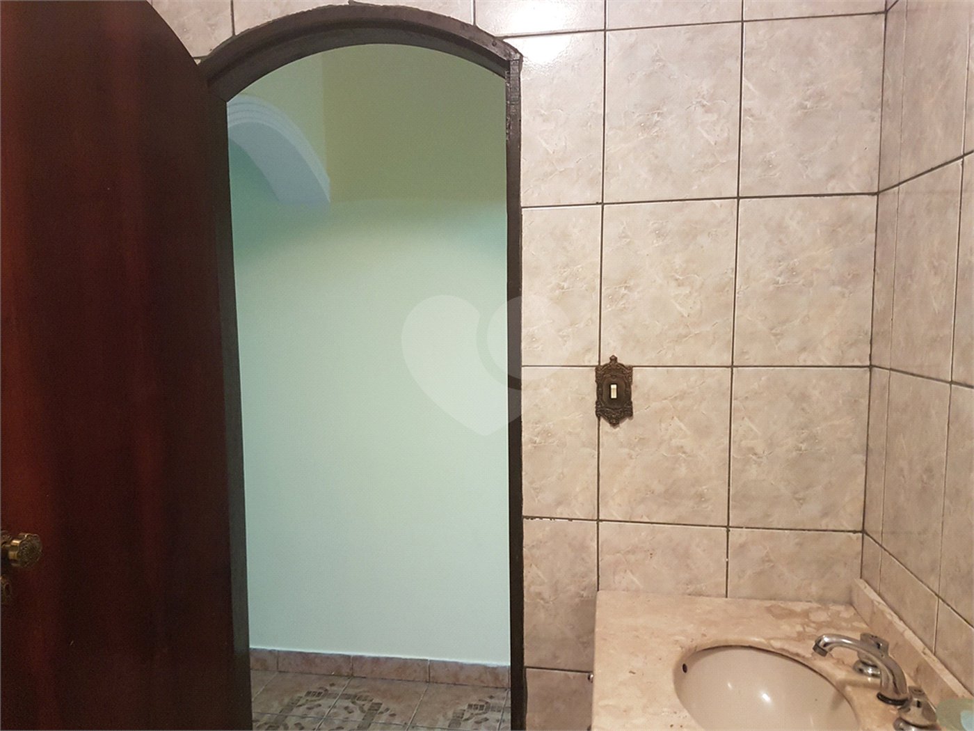Sobrado à venda com 3 quartos, sendo 1 suíte, em Jardim Valéria, Guarulhos, SP