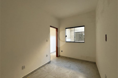 Casa de Vila à venda com 2 quartos em Jardim Santa Marta, Sorocaba, SP