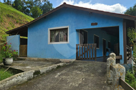 Sítio à venda com 2 quartos, sendo 1 suíte,  em Alto da Serra (mailasqui), São Roque, SP