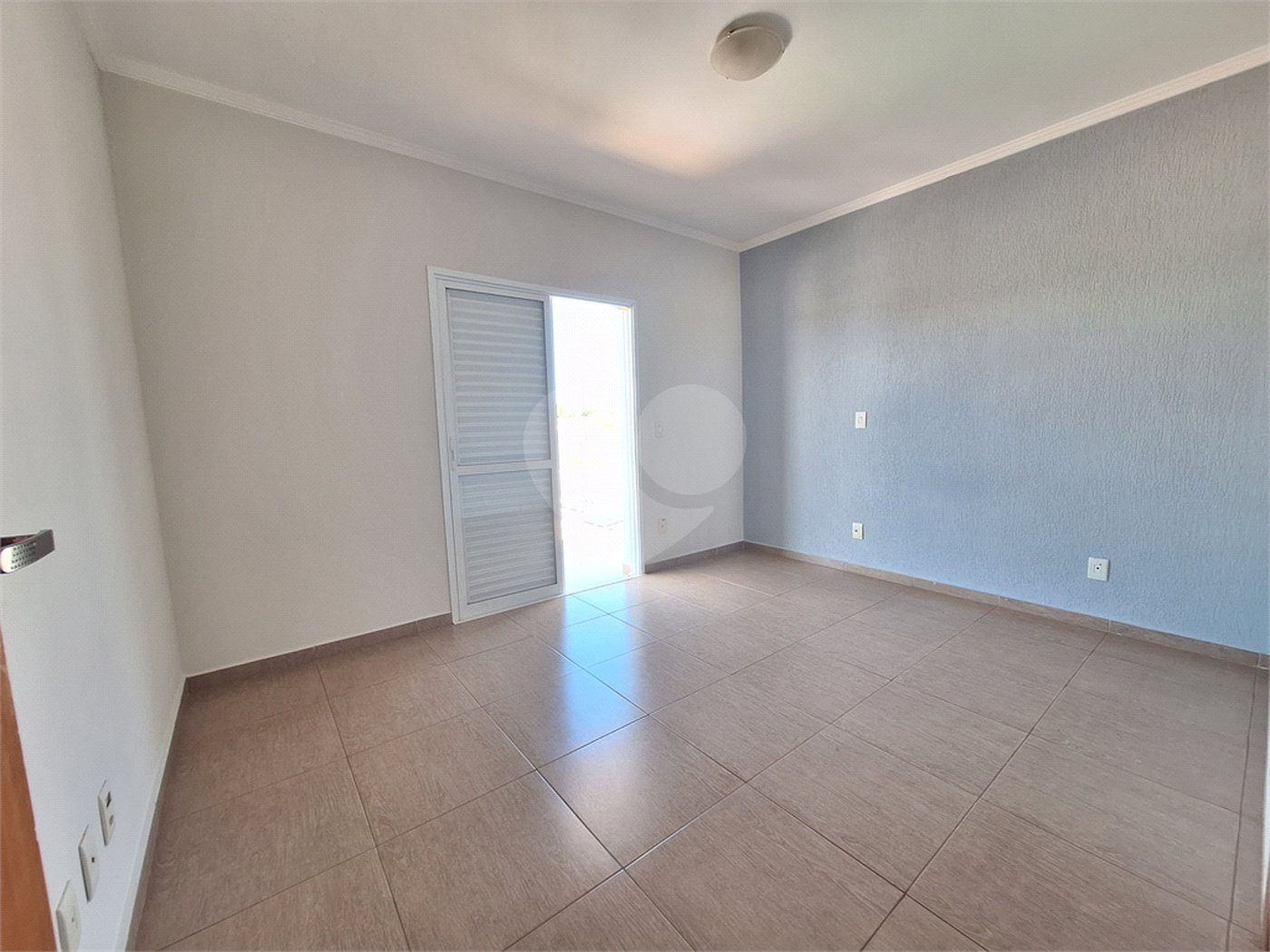 Casa à venda com 4 suítes no condomínio Terras de São Francisco, Vinhedo - SP