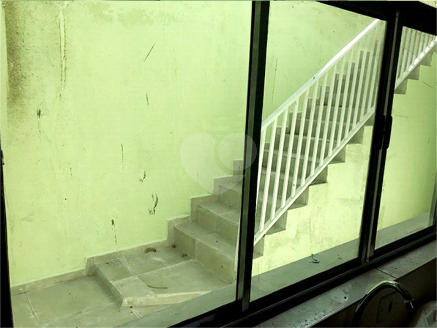 Casa à venda com 3 quartos, sendo 1 suíte, em Interlagos, São Paulo, SP