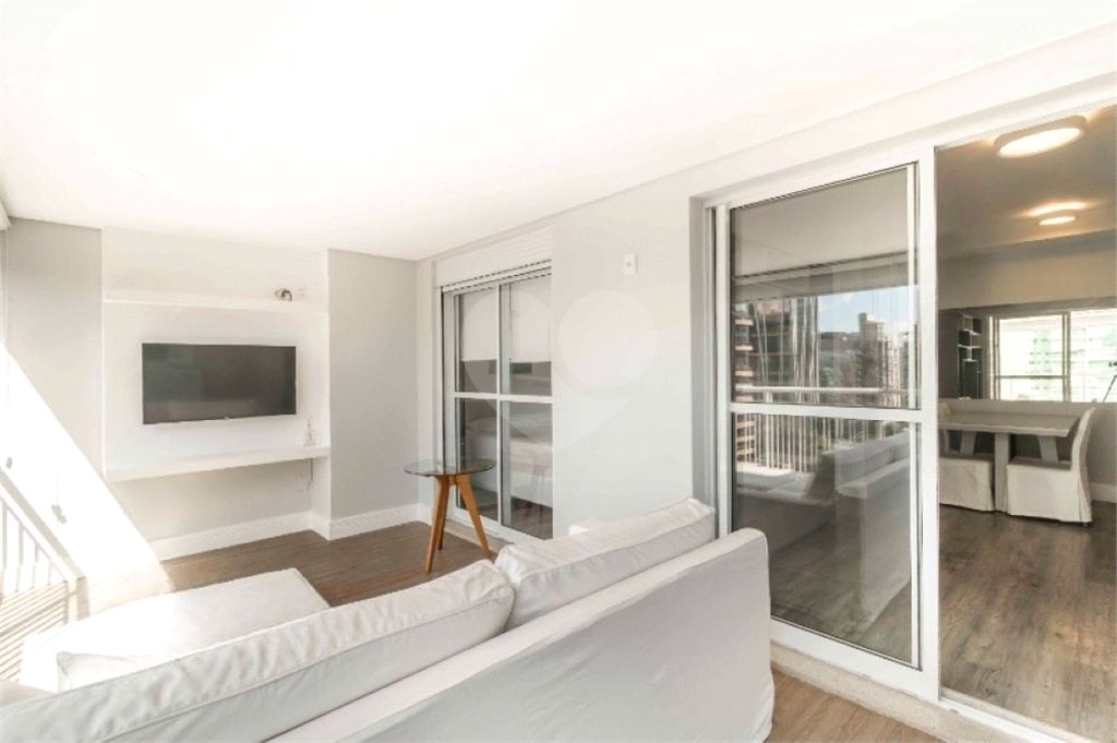 Apartamento para alugar com 1 suíte em Vila Nova Conceição, São Paulo, SP