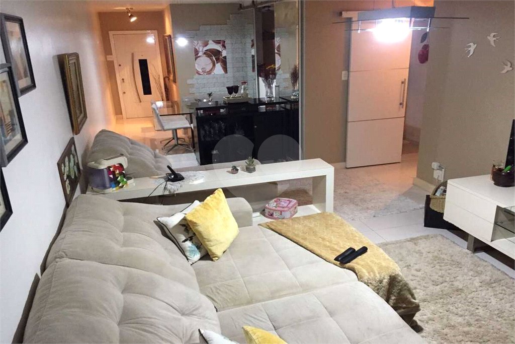 Apartamento à venda com 3 quartos, sendo 2 suítes, em Ipanema, Rio de Janeiro, RJ
