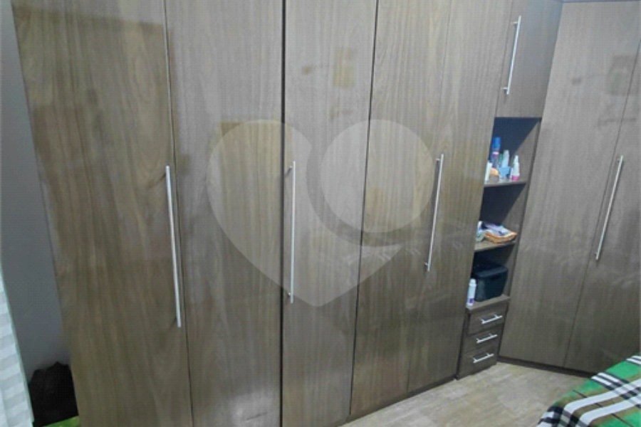 Sobrado à venda com 4 quartos, sendo 1 suíte, em Vila Nova Mazzei, São Paulo, SP