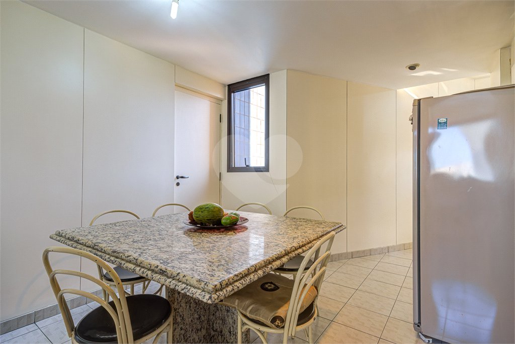 Apartamento à venda com 4 suítes em Moema, São Paulo, SP