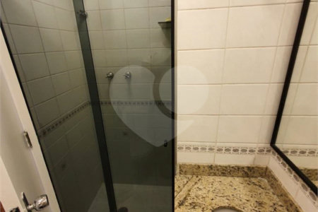 Apartamento à venda com 2 quartos em Vila Uberabinha, São Paulo, SP