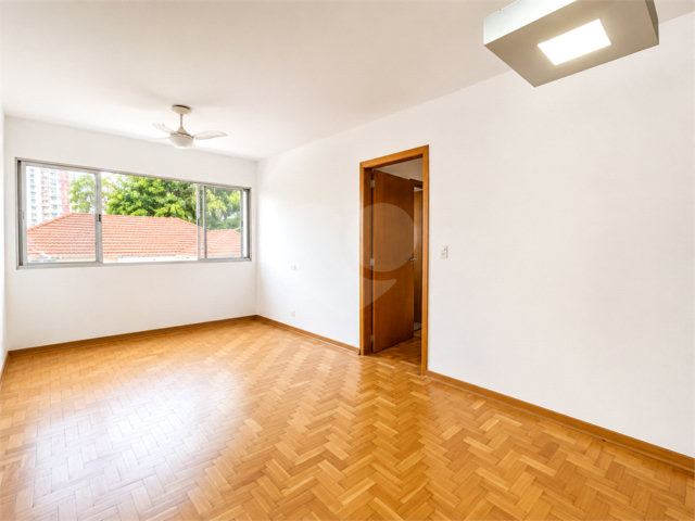Apartamento à venda com 2 quartos em Vila Nova Conceição, São Paulo, SP
