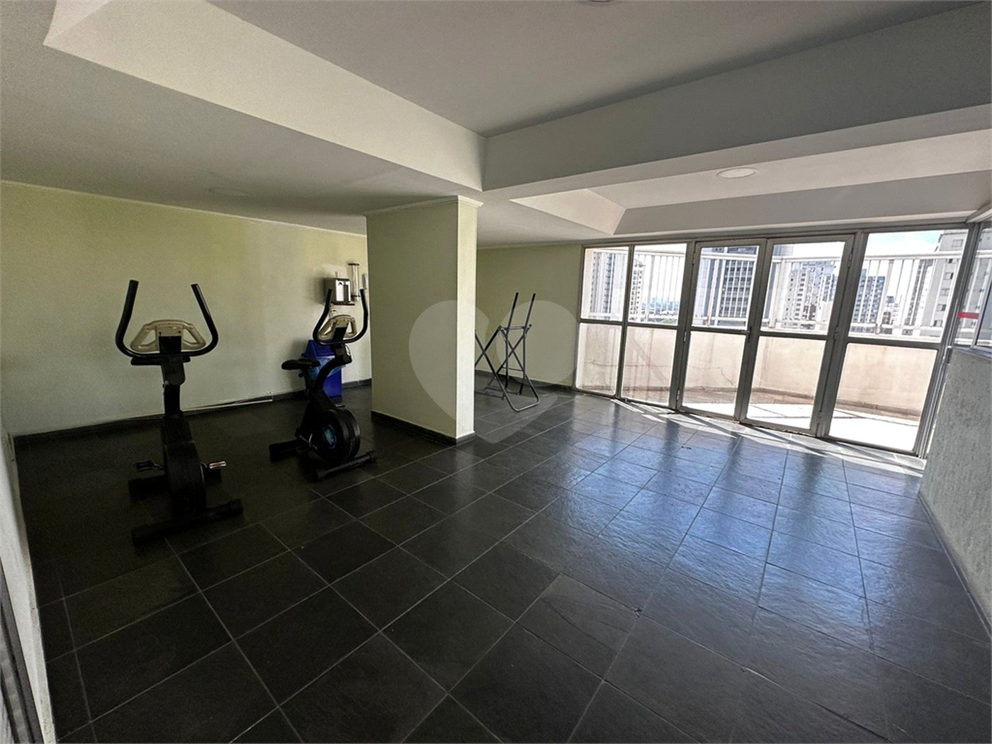 Apartamento à venda com 3 quartos, sendo 1 suíte, em Santana, São Paulo, SP
