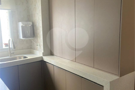 Apartamento à venda com 3 suítes no Centro, Santo André, SP