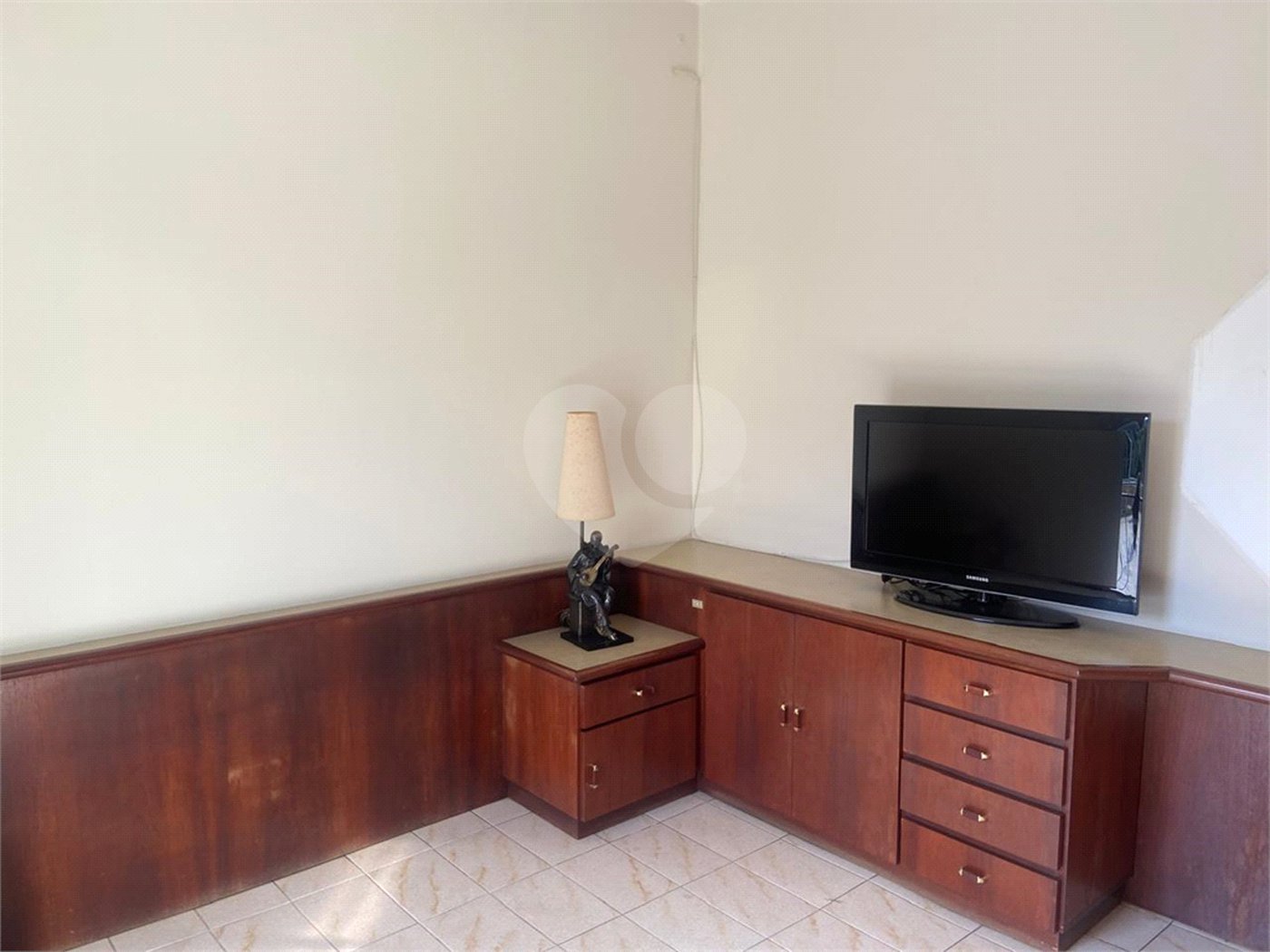 Casa Térrea para alugar com 3 quartos, sendo 1 suíte,  em Vila Ipojuca, São Paulo, SP