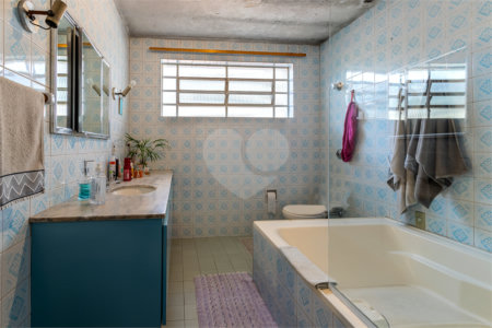 Casa à venda com 3 quartos, sendo 1 suíte, em Chácara Santo Antônio (zona Sul), São Paulo, SP