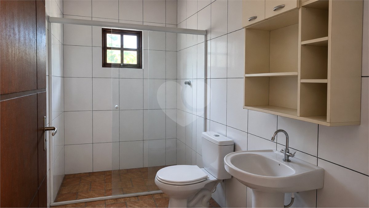 Chácara à venda com 3 suítes em Vila Xisto, São Miguel Arcanjo, SP