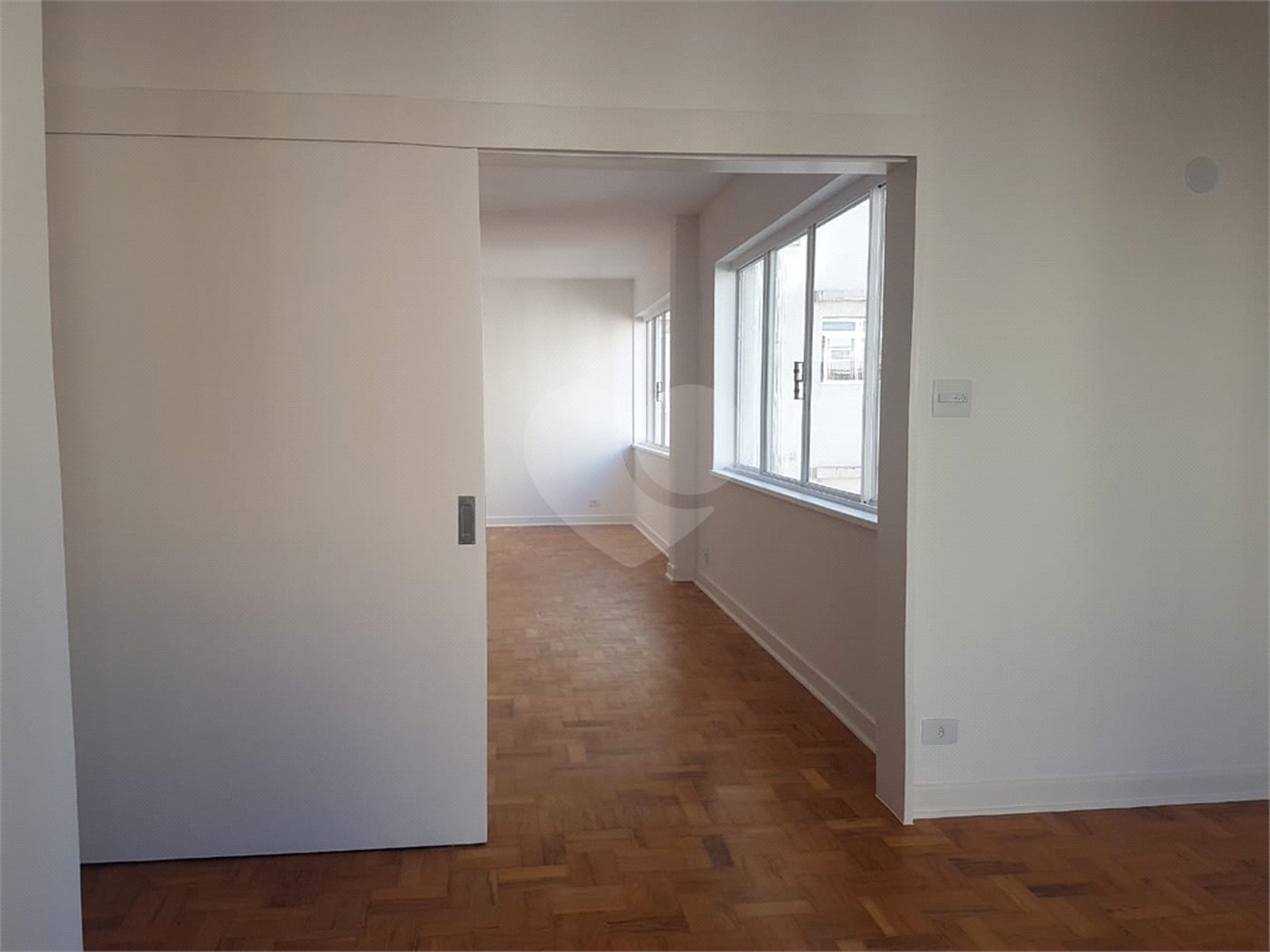 Apartamento à venda com 3 quartos, sendo 1 suíte, em Jardim Paulista, São Paulo, SP