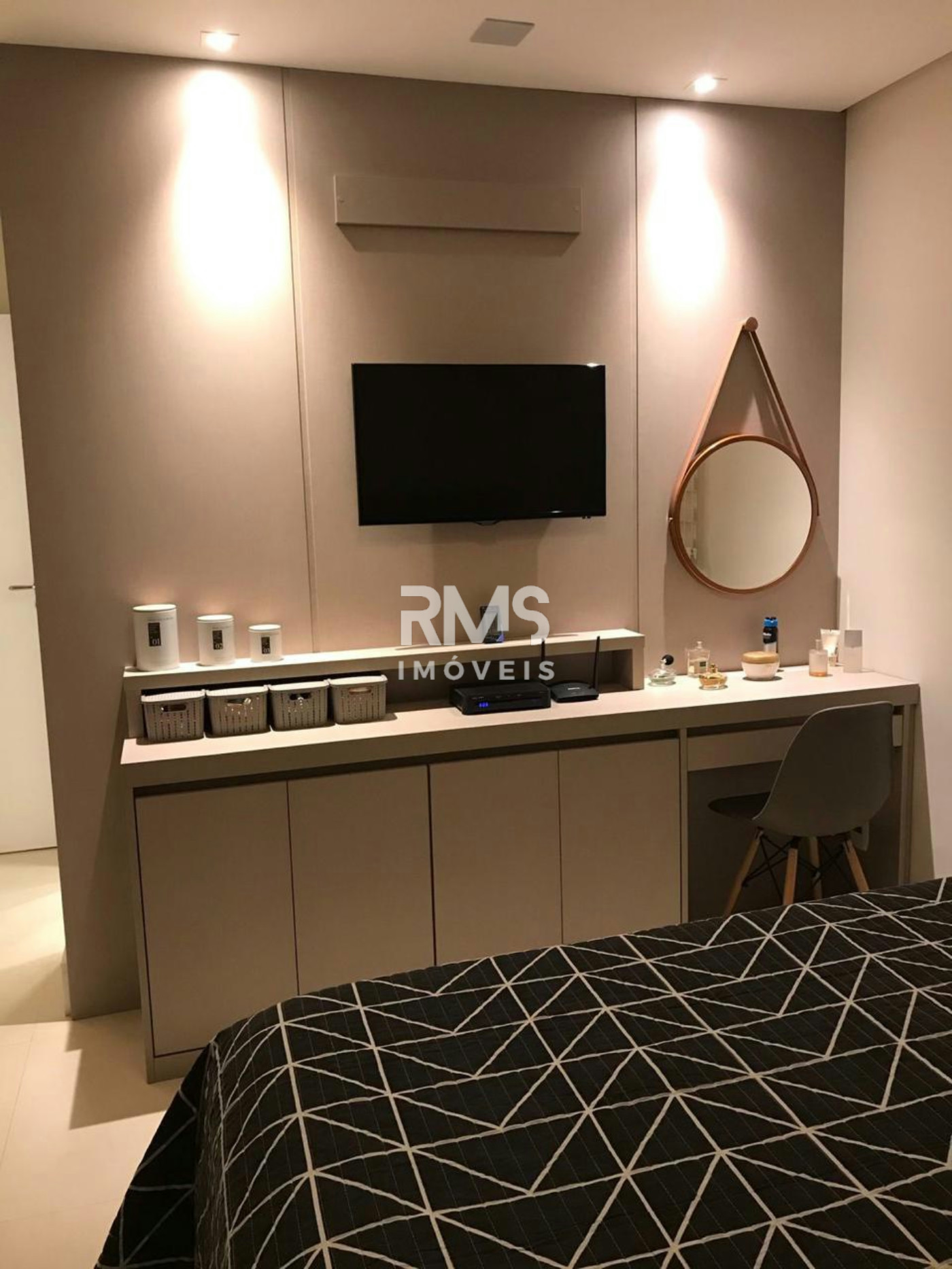 Belíssimo à venda com 3 quartos, sendo 1 suíte, no condomínio Residencial Ilhas Mediterrâneo, Itu - SP