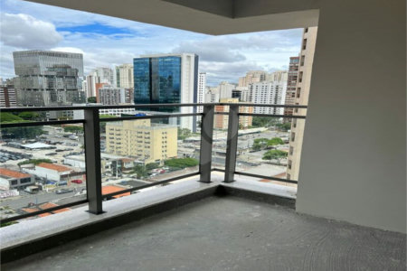 Apartamento à venda com 3 suítes em Campo Belo, São Paulo, SP