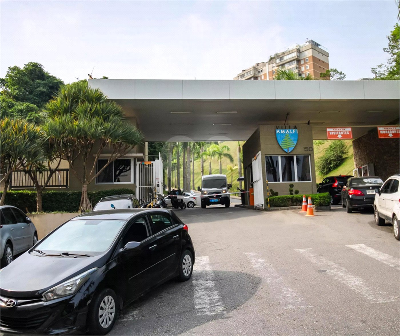 Apartamento à venda com 4 quartos, sendo 3 suítes,  em Paraíso do Morumbi, São Paulo, SP