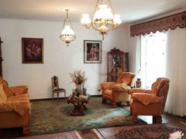 Sobrado à venda com 3 quartos, sendo 2 suítes,  em Jardim Marajoara, São Paulo, SP