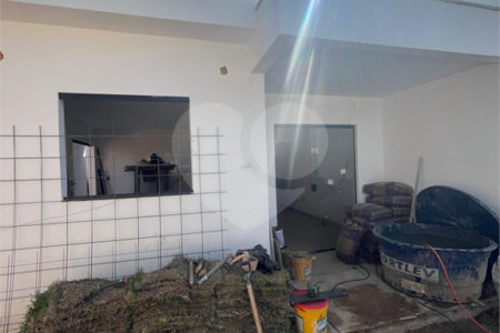 Casa à venda com 2 quartos, sendo 1 suíte, em Campo Grande, Rio de Janeiro, RJ