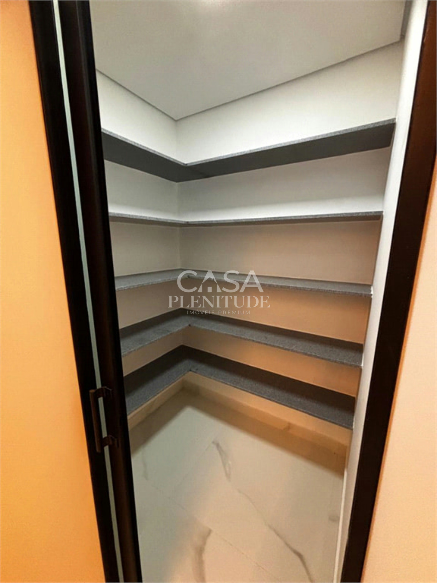 Casa em condomínio à venda com 4 suítes em Quintas do Ingaí, Santana de Parnaíba, SP