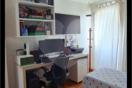 Apartamento à venda com 3 quartos, sendo 1 suíte,  em Perdizes, São Paulo, SP