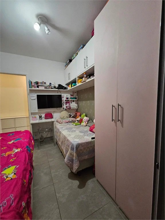 Apartamento à venda com 2 quartos em Vila Anastácio, São Paulo, SP