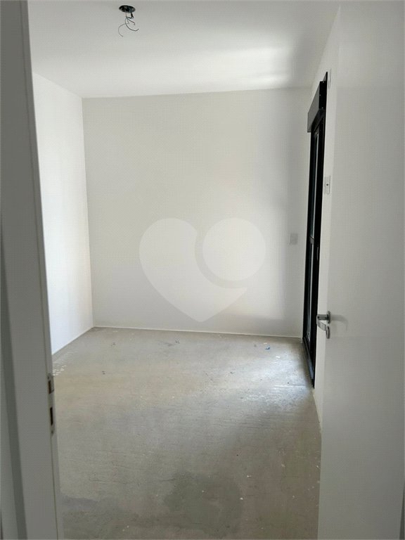 Apartamento à venda com 3 quartos, sendo 1 suíte, em Vila Bastos, Santo André, SP