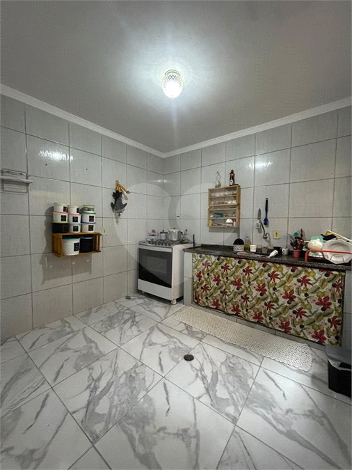 Sobrado à venda com 3 quartos, sendo 1 suíte,  em Jardim Regina, Indaiatuba, SP