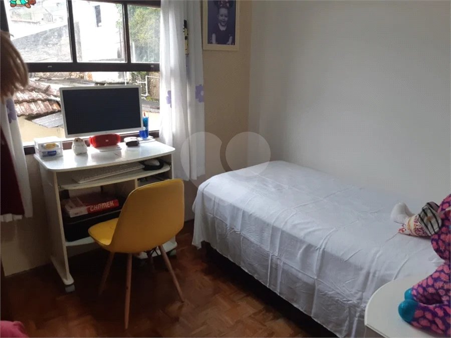 Sobrado à venda com 3 quartos, sendo 1 suíte, em Horto, São Paulo, SP