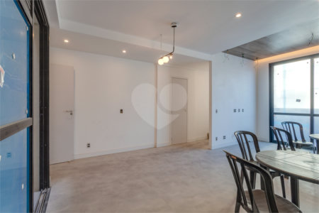 Casa à venda com 2 suítes no condomínio Vila Marathona, São Paulo - SP