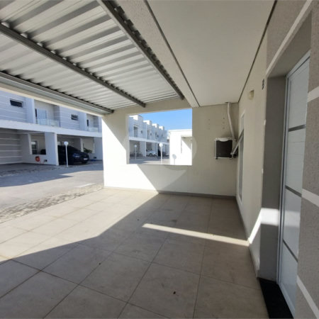 Casa à venda com 3 quartos, sendo 1 suíte, no condomínio Residencial Américo Figueiredo, Sorocaba - SP