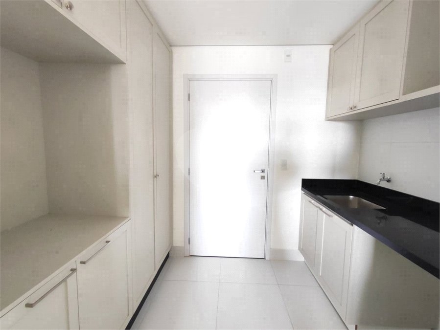 Apartamento à venda com 3 suítes em Vila Castelo Branco, Indaiatuba, SP