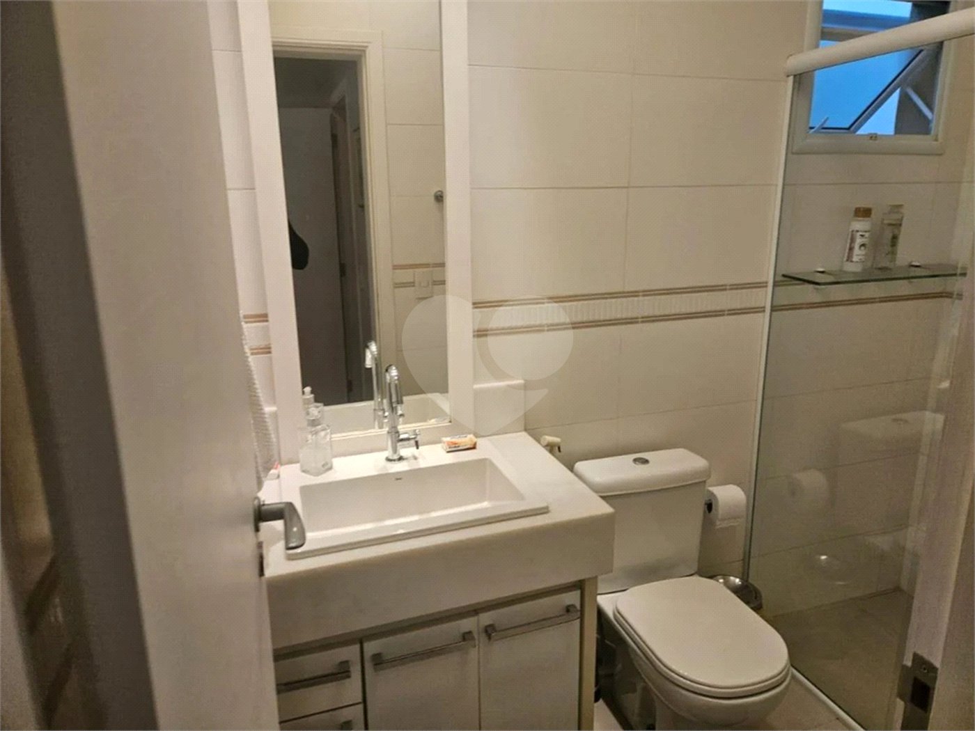Sobrado à venda com 4 quartos, sendo 2 suítes, em Brooklin Paulista, São Paulo, SP