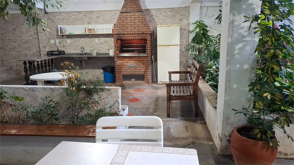 Apartamento à venda com 3 quartos, sendo 1 suíte,  em Perdizes, São Paulo, SP