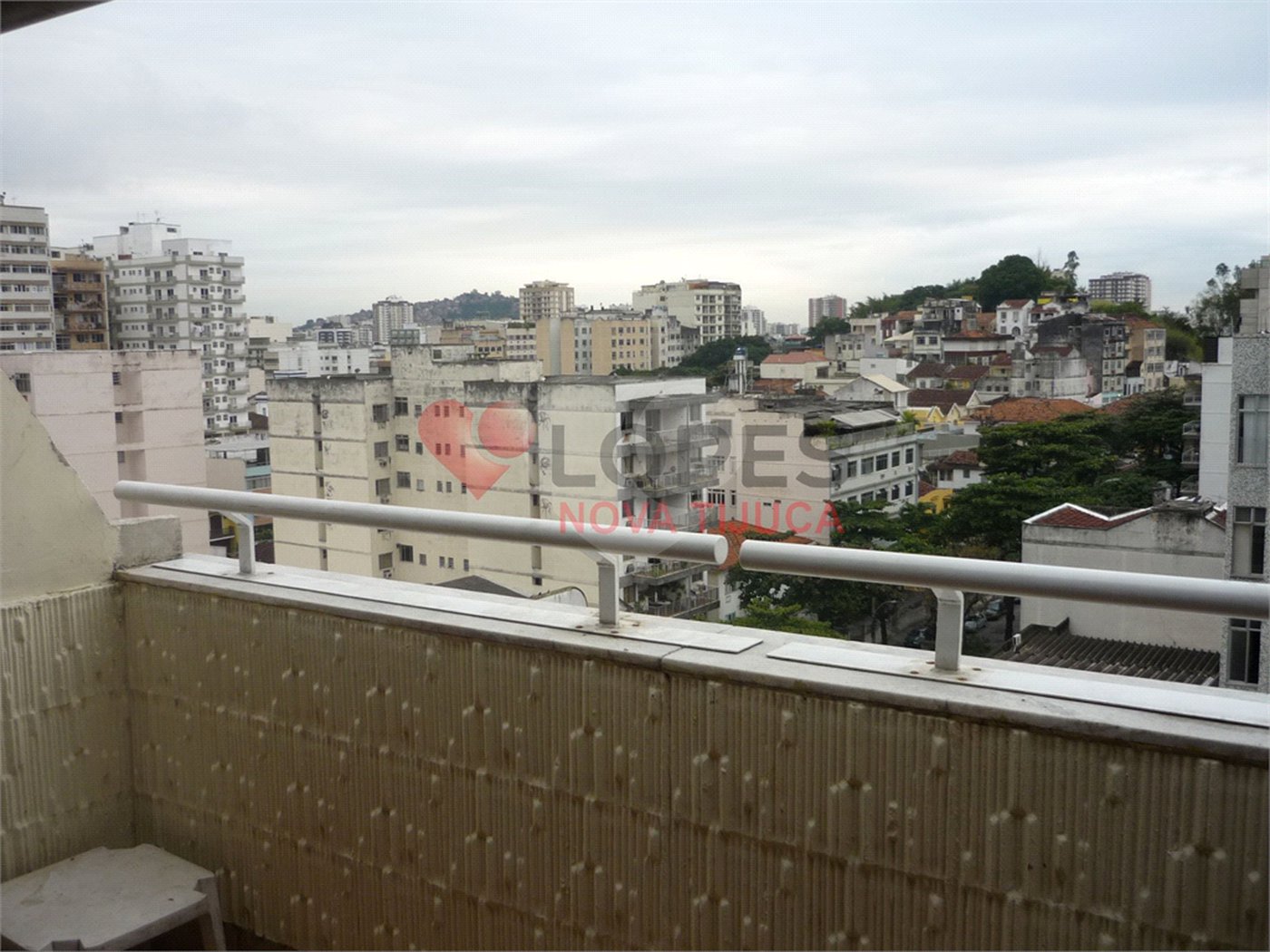 Cobertura à venda ou para alugar com 4 quartos, sendo 2 suítes, em Tijuca, Rio de Janeiro, RJ