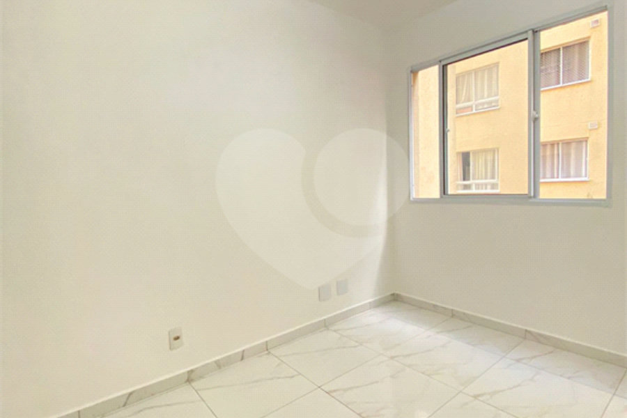 Apartamento à venda com 2 quartos em Parque Edu Chaves, São Paulo, SP