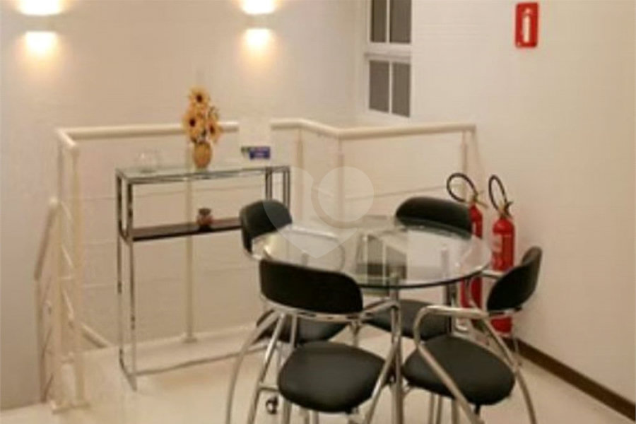 Sobrado à venda com 4 quartos em Santana, São Paulo, SP