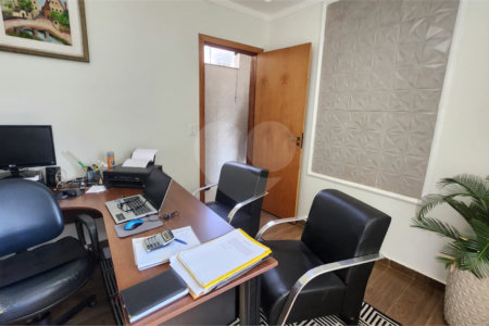 Casa à venda com 3 quartos, sendo 1 suíte,  em Cidade Jardim, Araraquara, SP