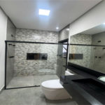 Casa à venda com 4 quartos, sendo 3 suítes,  no condomínio Alphaville Castelo, Itu - SP