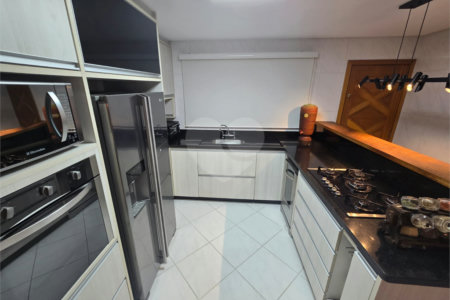 Sobrado à venda com 3 quartos, sendo 1 suíte, em Alto da Mooca, São Paulo, SP