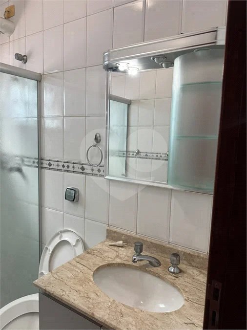 Sobrado à venda ou para alugar com 3 suítes em Vila Sônia, São Paulo, SP